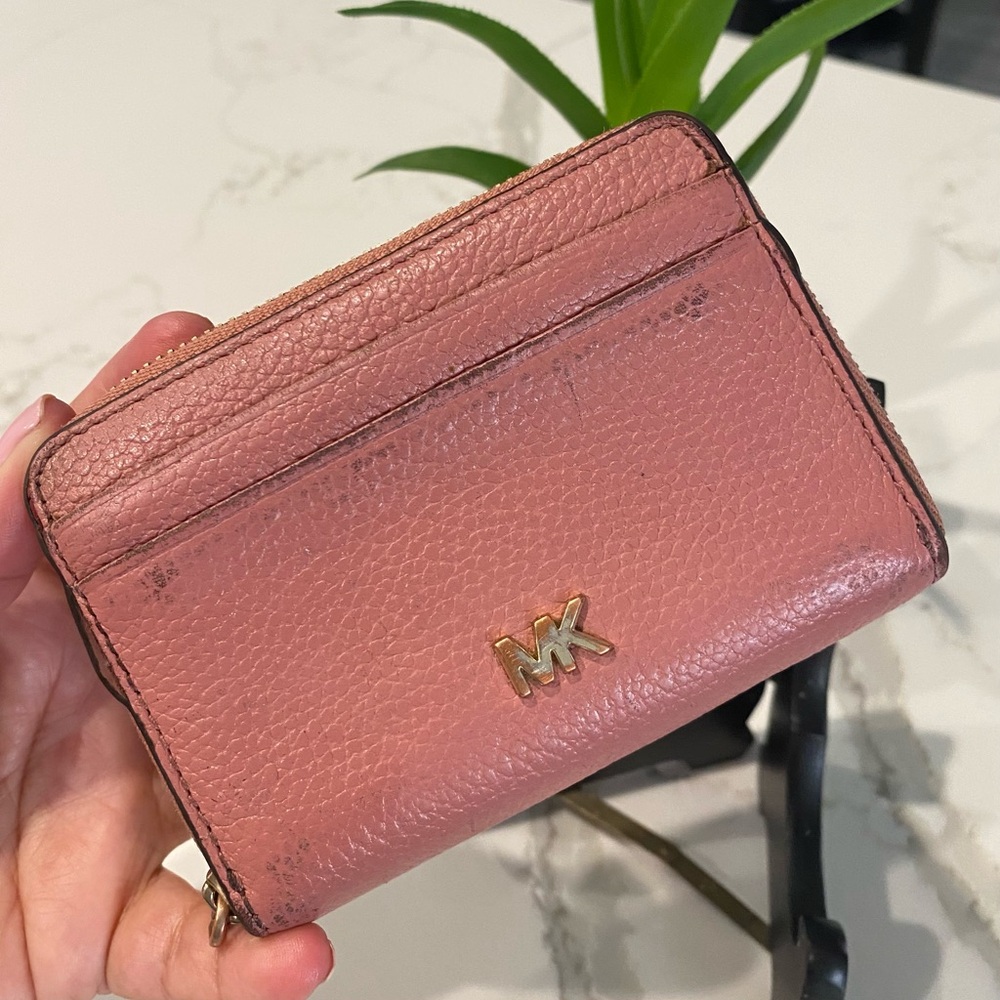 MICHAEL KORS Wallet Leather Pebble wallet